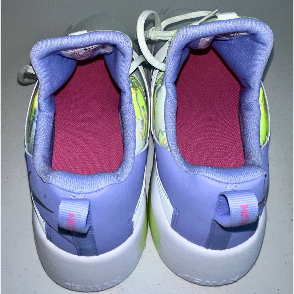 NWT.   Women's Nike Air Max Bella TR 5 Size 11 - Picture 8 of 12